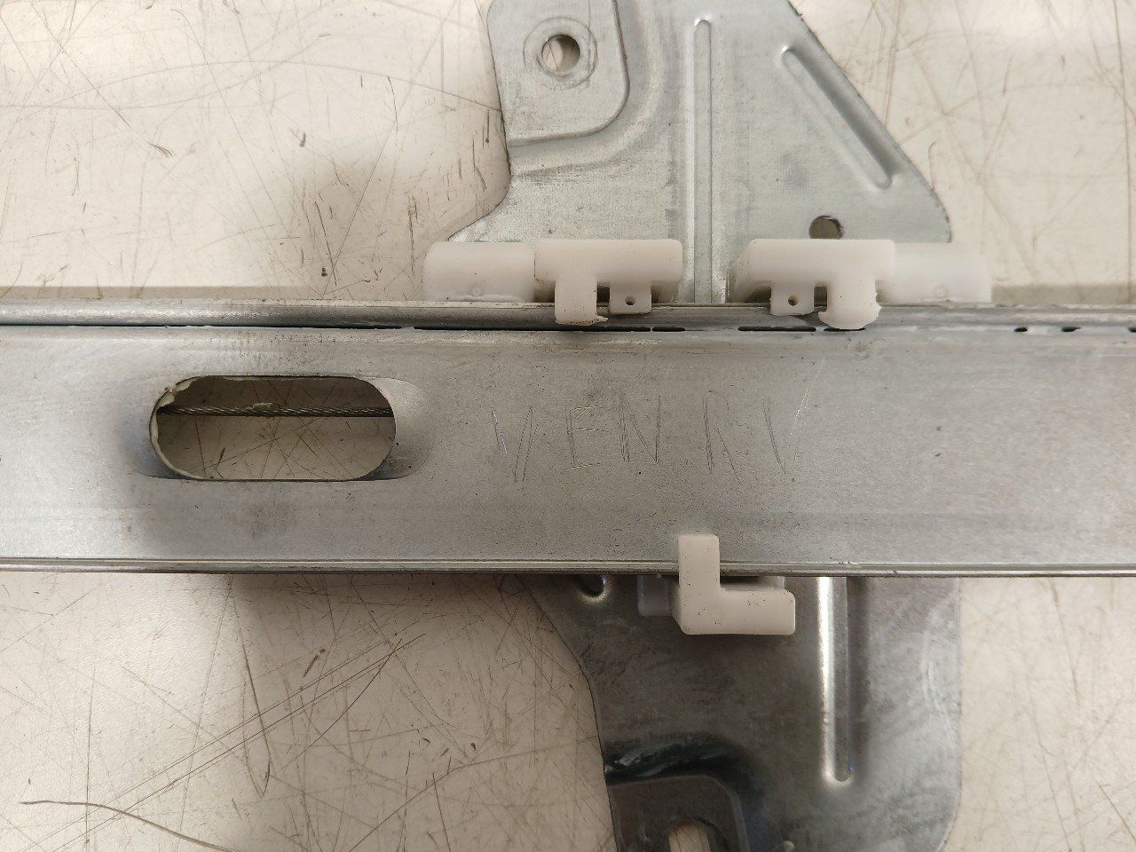 Raammechaniek elektrisch rechts voor Kia Picanto window mechanism usado en Menorca foto 4
