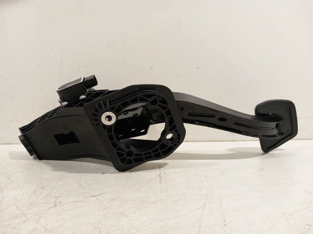 Rempedaal BMW 3 serie brake pedal usado en Menorca foto 4