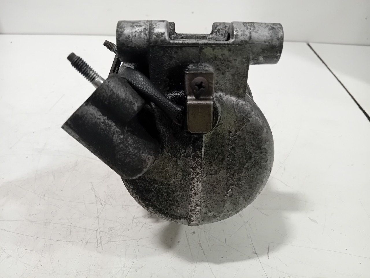 Airco pomp Citroën Berlingo air conditioning pump air conditioning compressor usado en Menorca foto 3