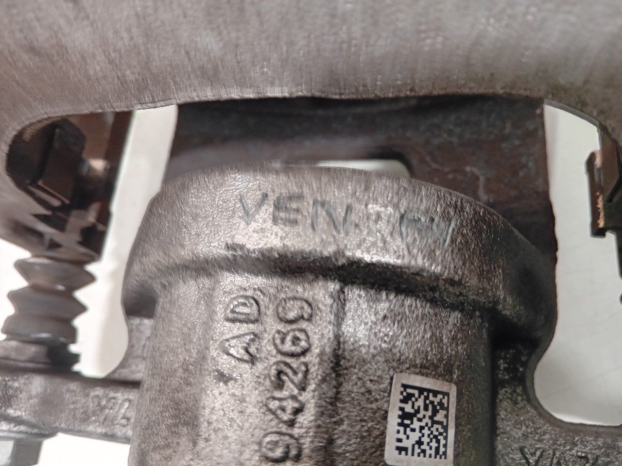 Remklauw rechts voor Skoda Enyaq caliper single usado en Menorca foto 6