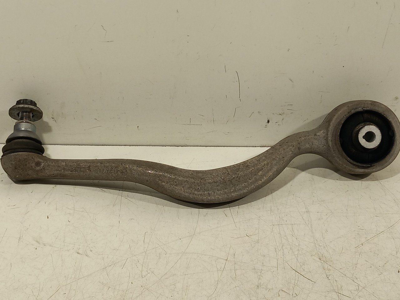 Draagarm rechts voor Mercedes-Benz C-Clase support arm usado en Menorca foto 2