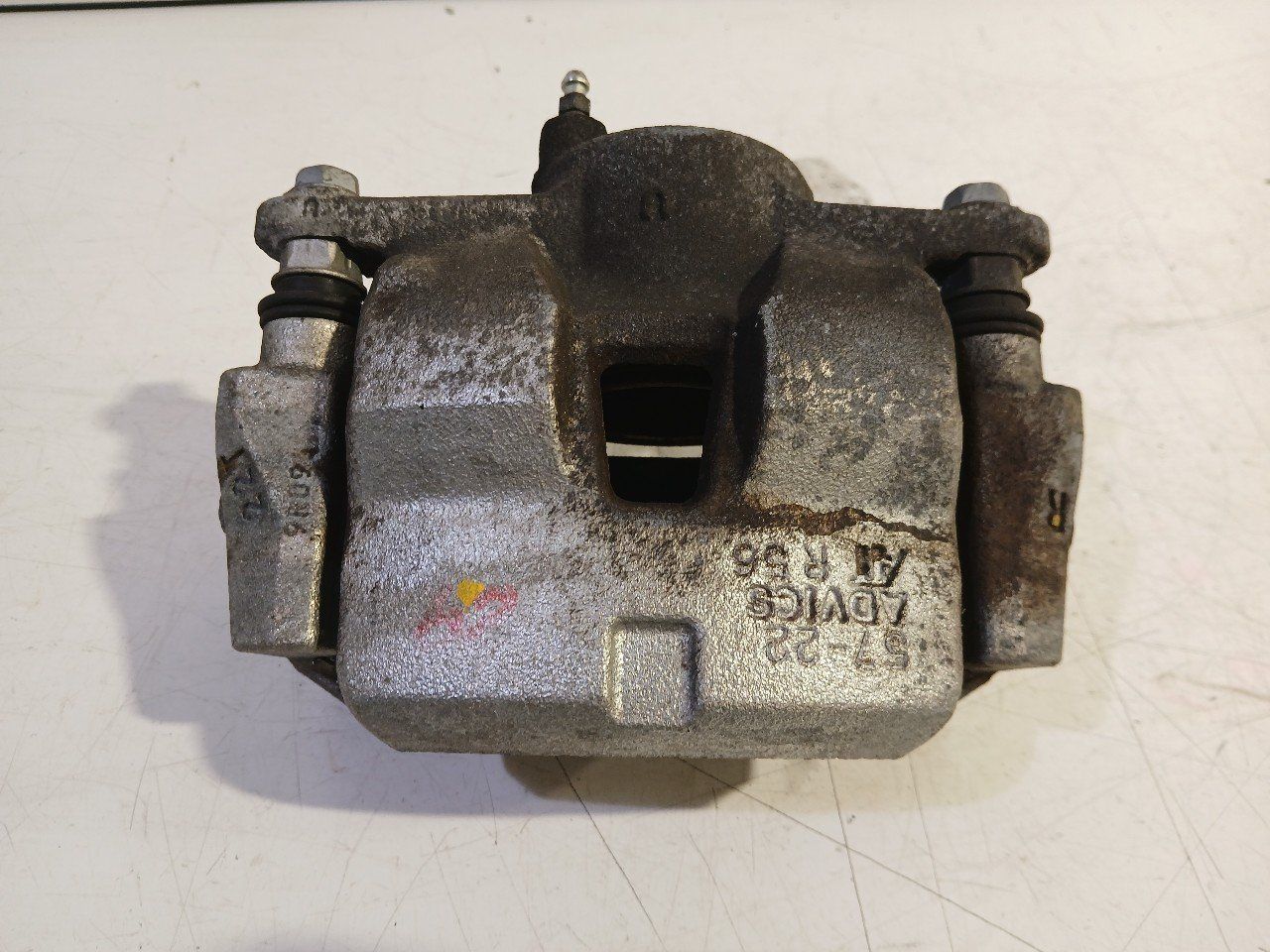 Remklauw rechts voor Toyota Prius caliper single usado en Menorca foto 5