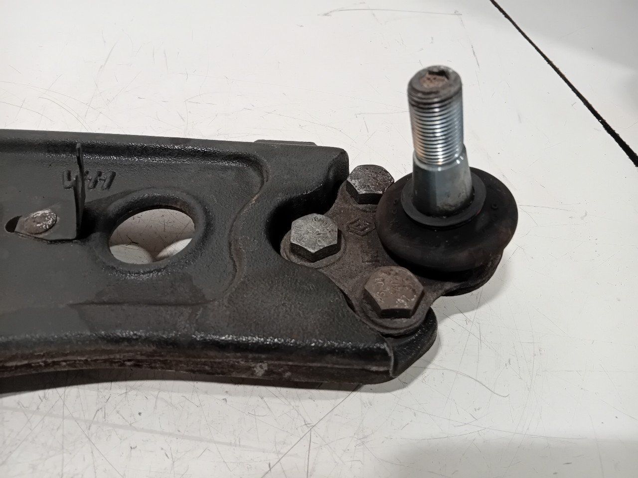 Draagarm rechts voor Renault Trafic support arm usado en Menorca foto 4