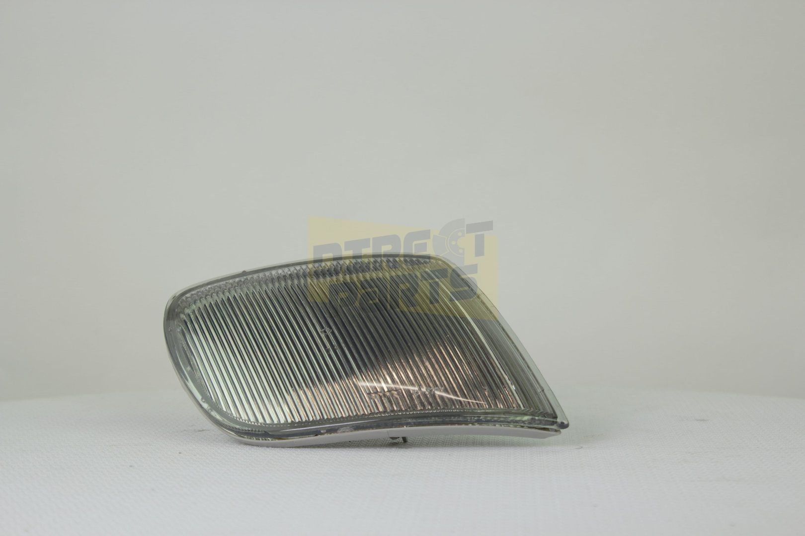 Volkswagen Passat Knipperlicht Rechts (1994-1997) 9226325 RESTPARTIJ blinker single usado en Menorca