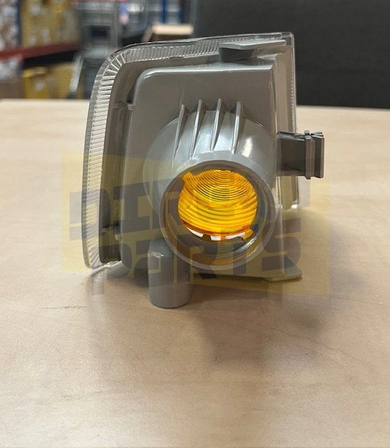 Opel Vectra A (-9/92) knipperlicht Links MQ+ 1226052 Oldtimer RESTPARTIJ! blinker single usado en Menorca foto 2