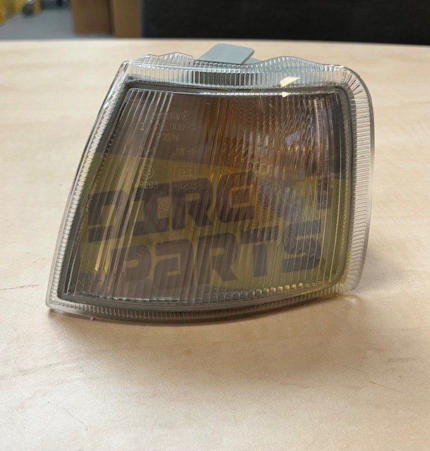 Opel Vectra A (-9/92) knipperlicht Links MQ+ 1226052 Oldtimer RESTPARTIJ! blinker single usado en Menorca