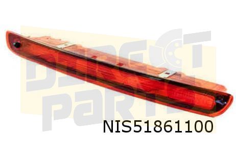 Nissan Qashqai derde remlicht (incl. sproeier) originalineel! 26590BR00A third brake light usado en Menorca