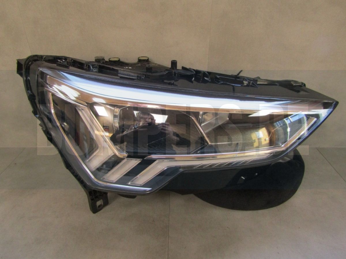 Koplamp Audi Q3 83A FULL LED 18- RH RECHTS 83A941034 Z377/K2/13F head lamp single usado en Menorca