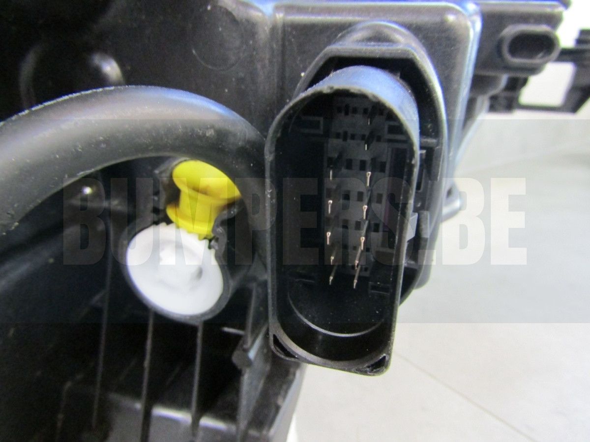 KOPLAMP SKODA KAROQ 57B FACELIFT LED 21- LH 57B941009 S2143/K1/2D head lamp single usado en Menorca foto 3