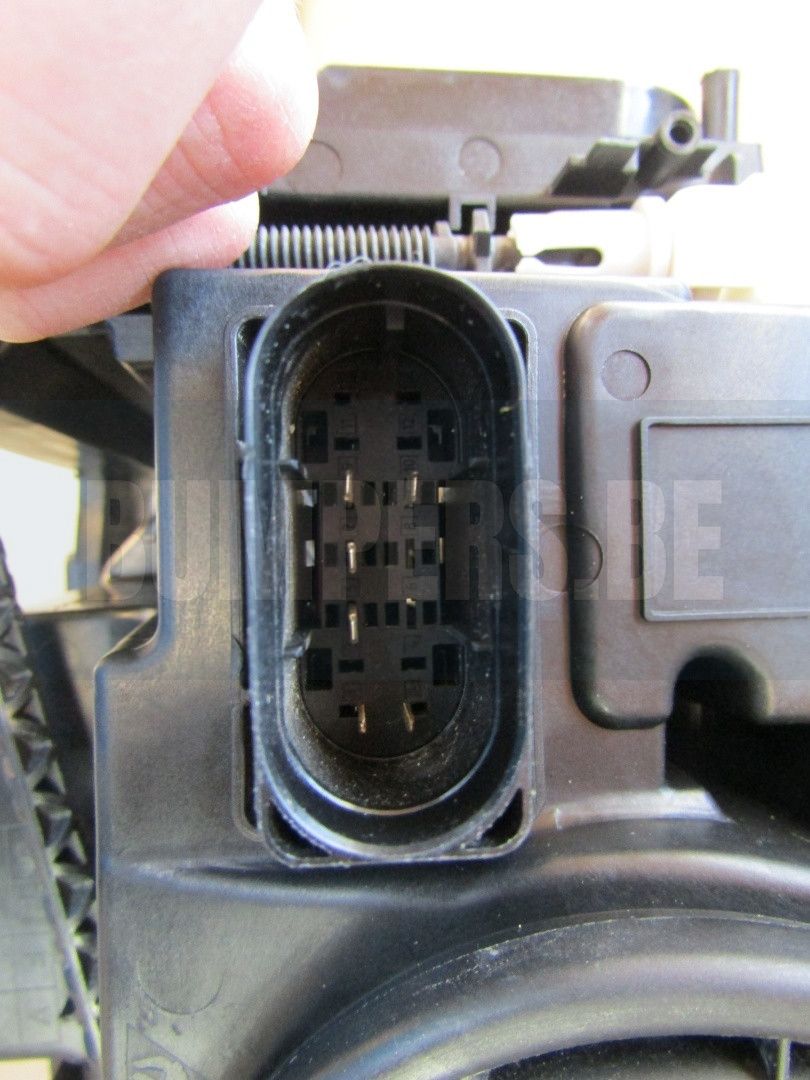 KOPLAMP MERCEDES GLE 167 VOLLEDIGE LED MULTIBEAM 19-23 RECHTS A1679068607 Z403/K1/2A head lamp single usado en Menorca foto 4