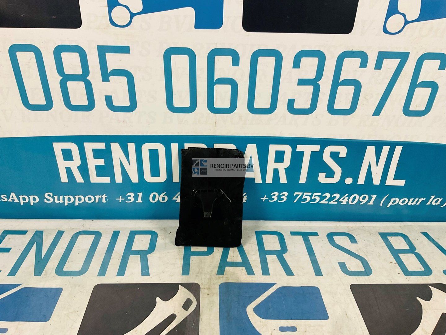 Accubak Peugeot Partner 9817230480 2-B2A-6130A battery container battery holder usado en Menorca