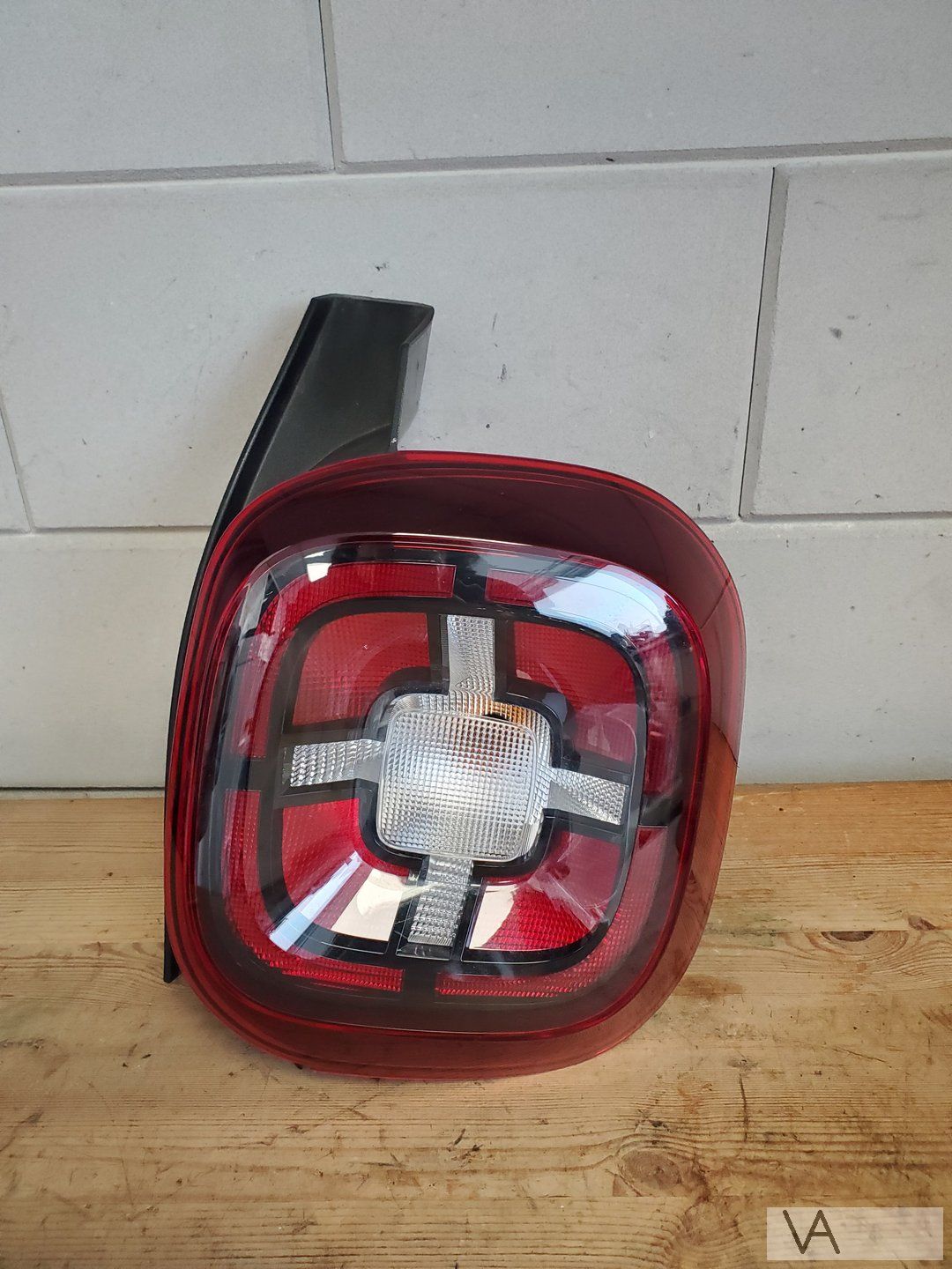 Dacia Duster 2018 - 2024 achterlicht rechts nette staat €100 tail light single usado en Menorca