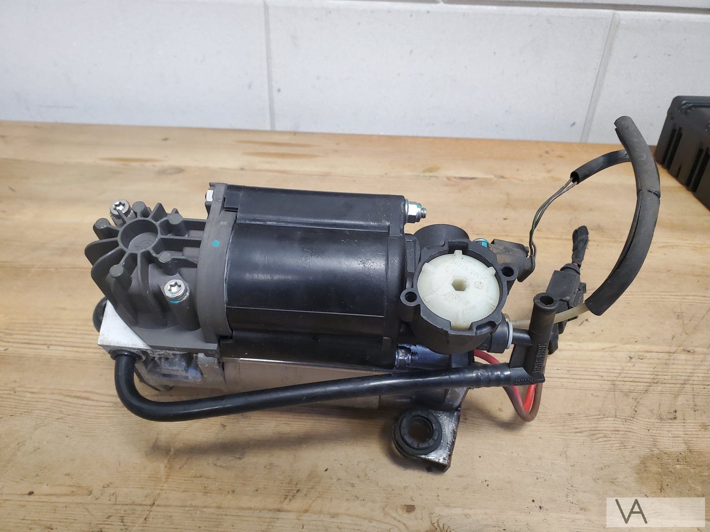 Mercedes E Clase W211 02 - 09 compressor luchtvering nuevo compressor air pump suspension usado en Menorca