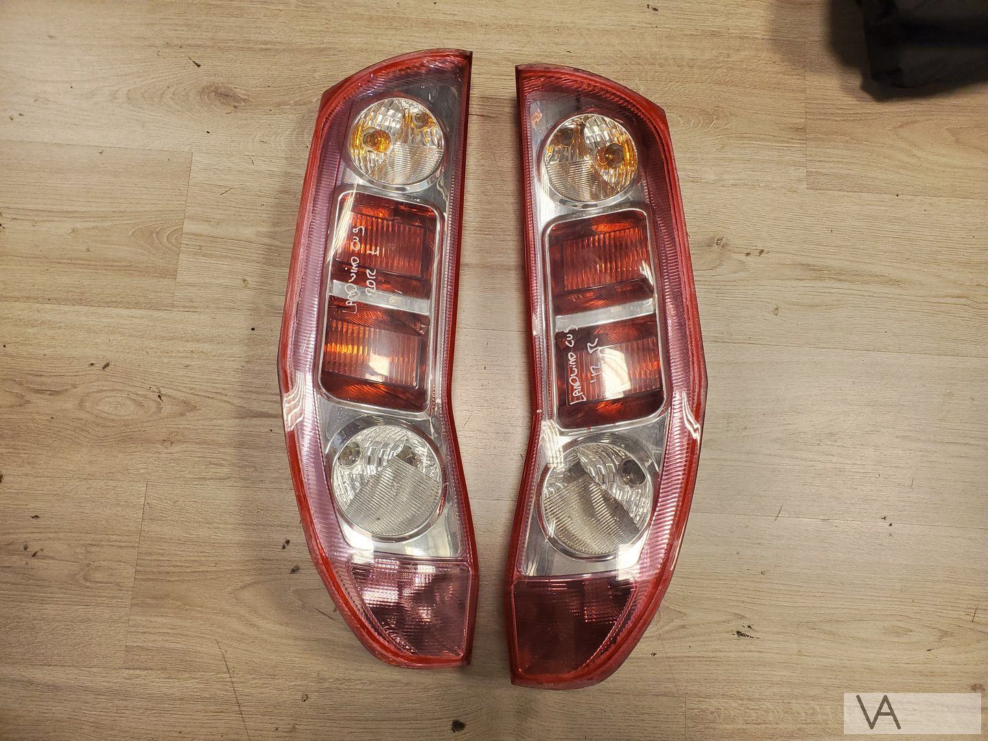 Landwind CV9 2011 - 2016 achterlicht links rechts €50 /st tail light single usado en Menorca