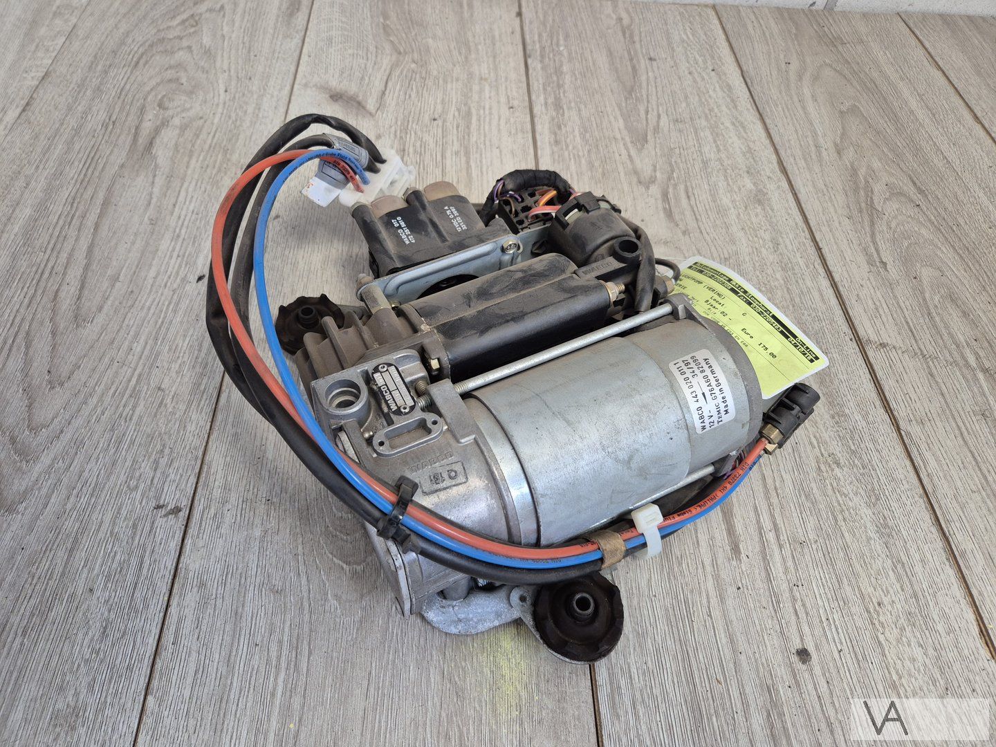 BMW 5 serie E39 / X5 E53 / 7 E65 compressor luchtvering €100 compressor air pump suspension usado en Menorca