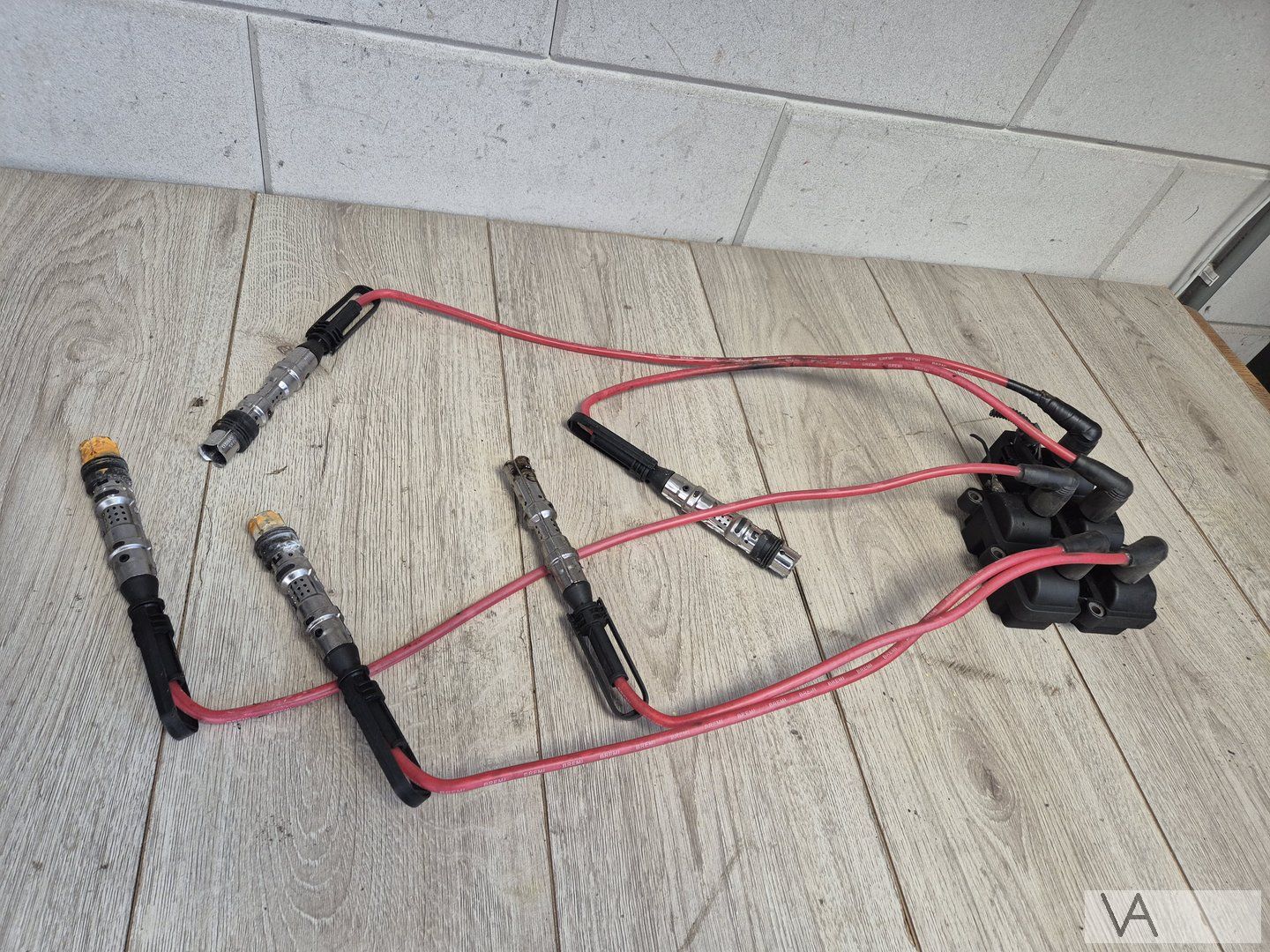 VW Golf 4 Bora Passat Leon 2.3 v5 bobine met kabels AGZ €250 spark plug cable usado en Menorca