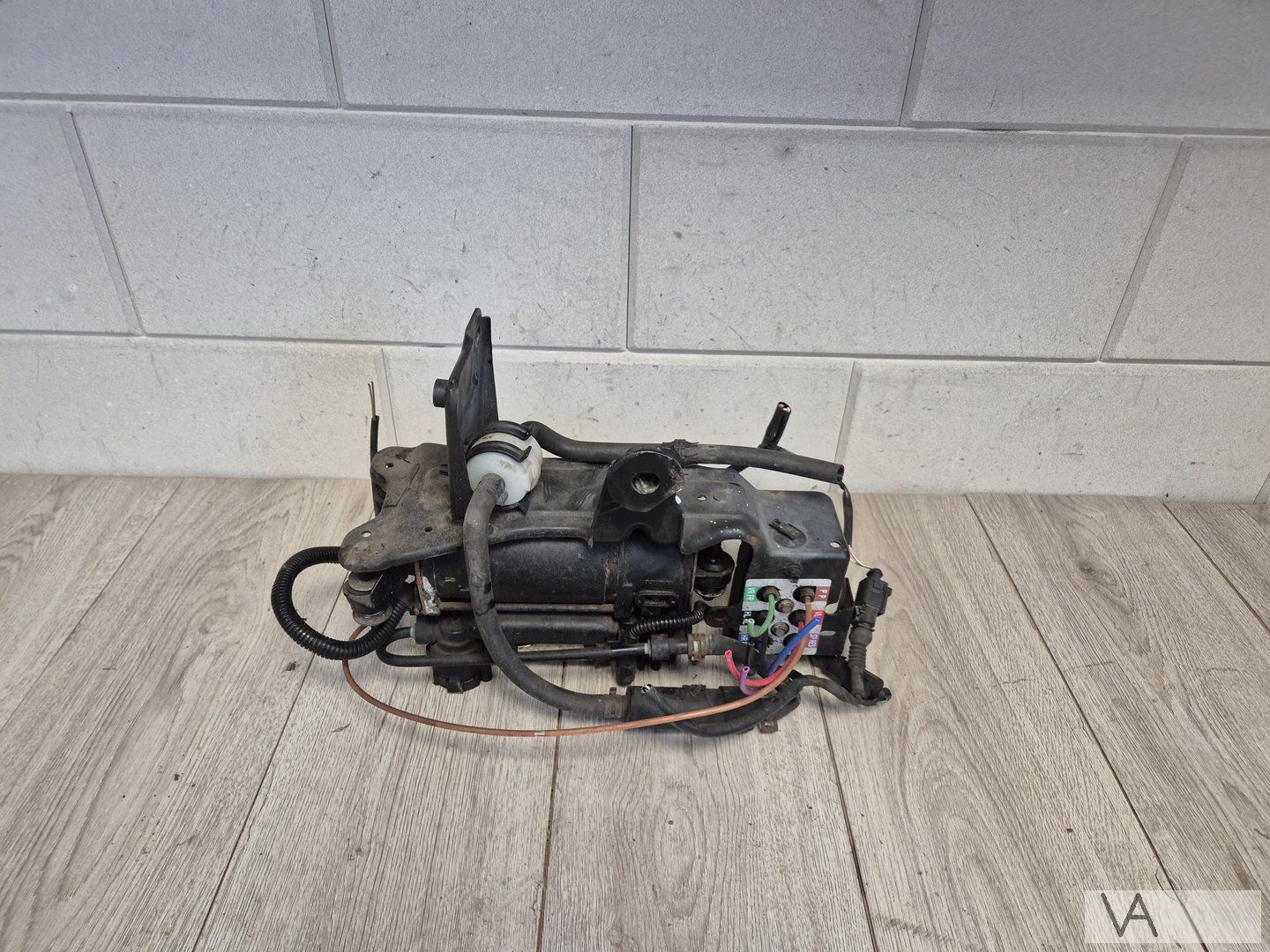 Audi A6 avant / Allroad c5 2000 -2005 compressor luchtvering compressor air pump suspension usado en Menorca