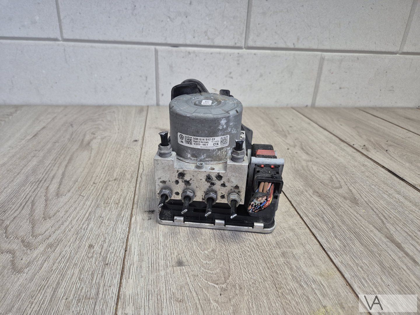 VW Golf 7 T-roc Tiguan Passat Seat Leon abs pomp 5q0614517cf abs pump usado en Menorca