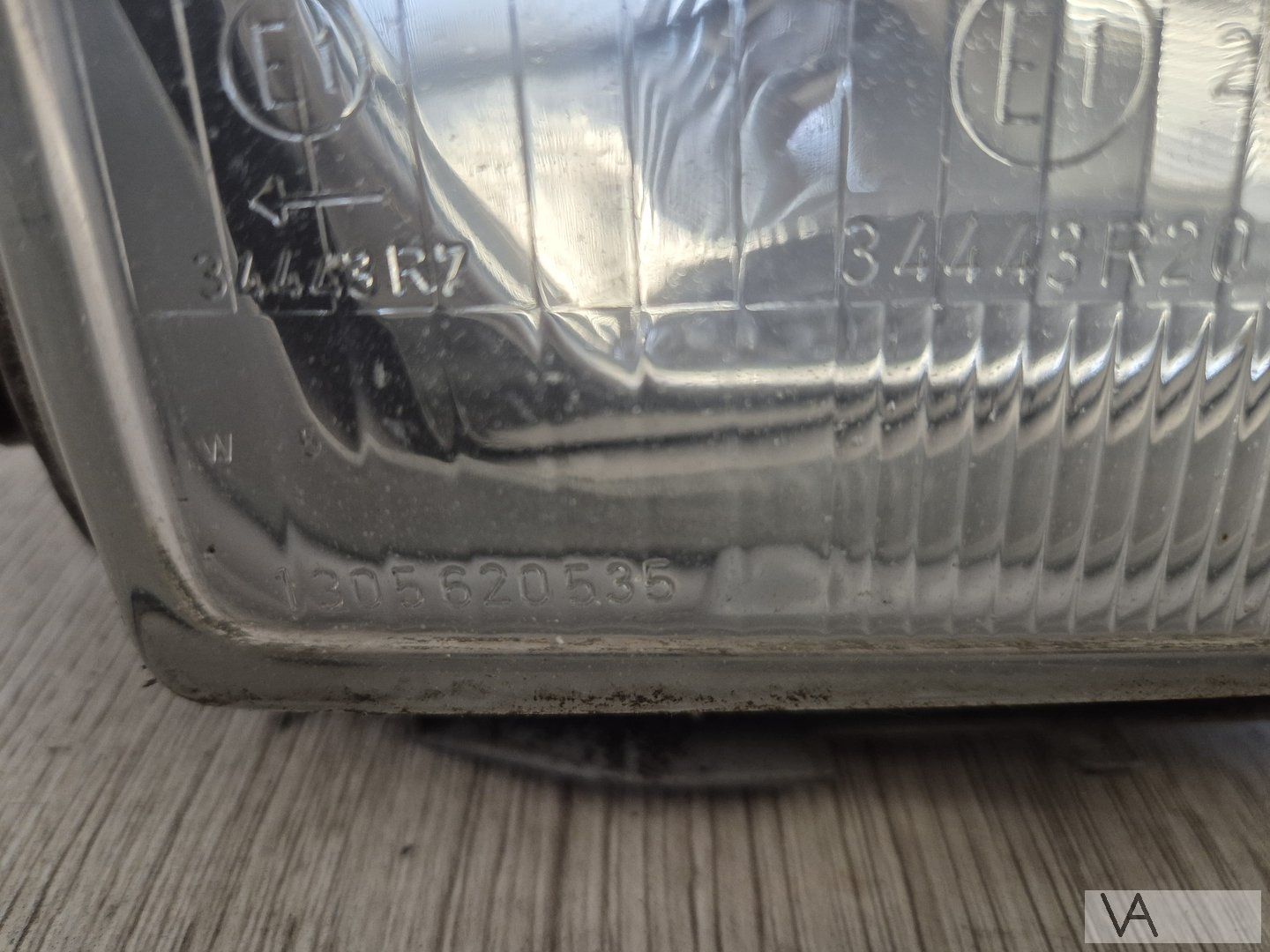 Mercedes 190 W201 1983 - 1993 koplamp rechts 1305620535 €100 head lamp single usado en Menorca foto 5