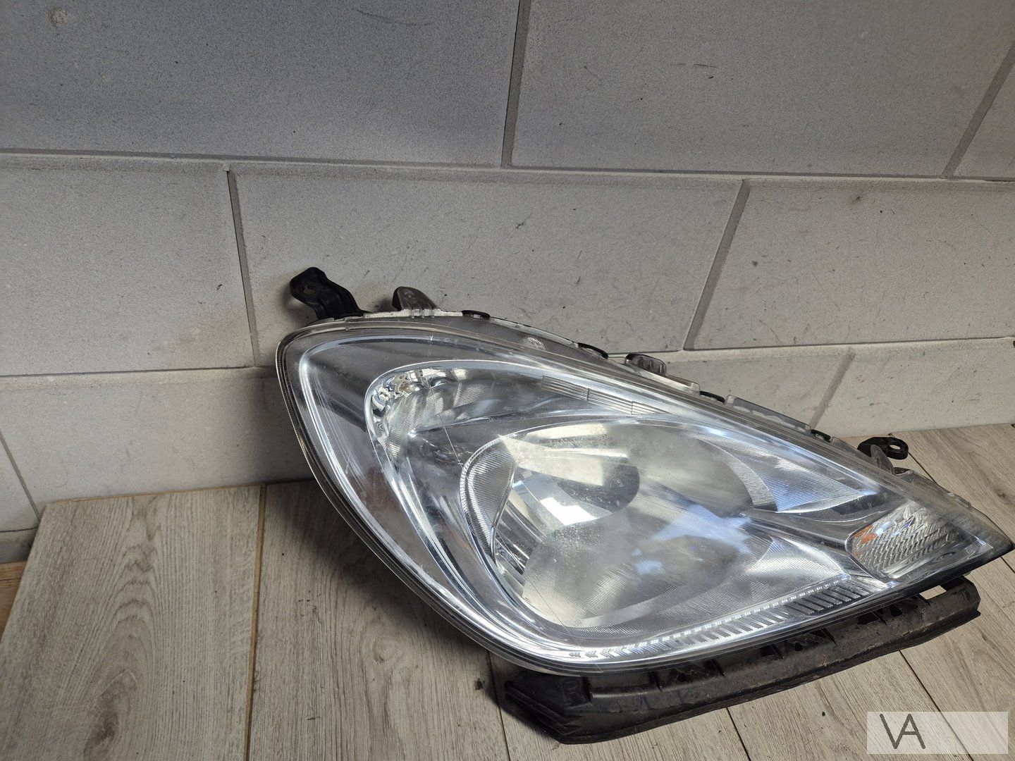 Honda Jazz 2011 - 2015 koplamp rechts facelift model €150 head lamp single usado en Menorca foto 2