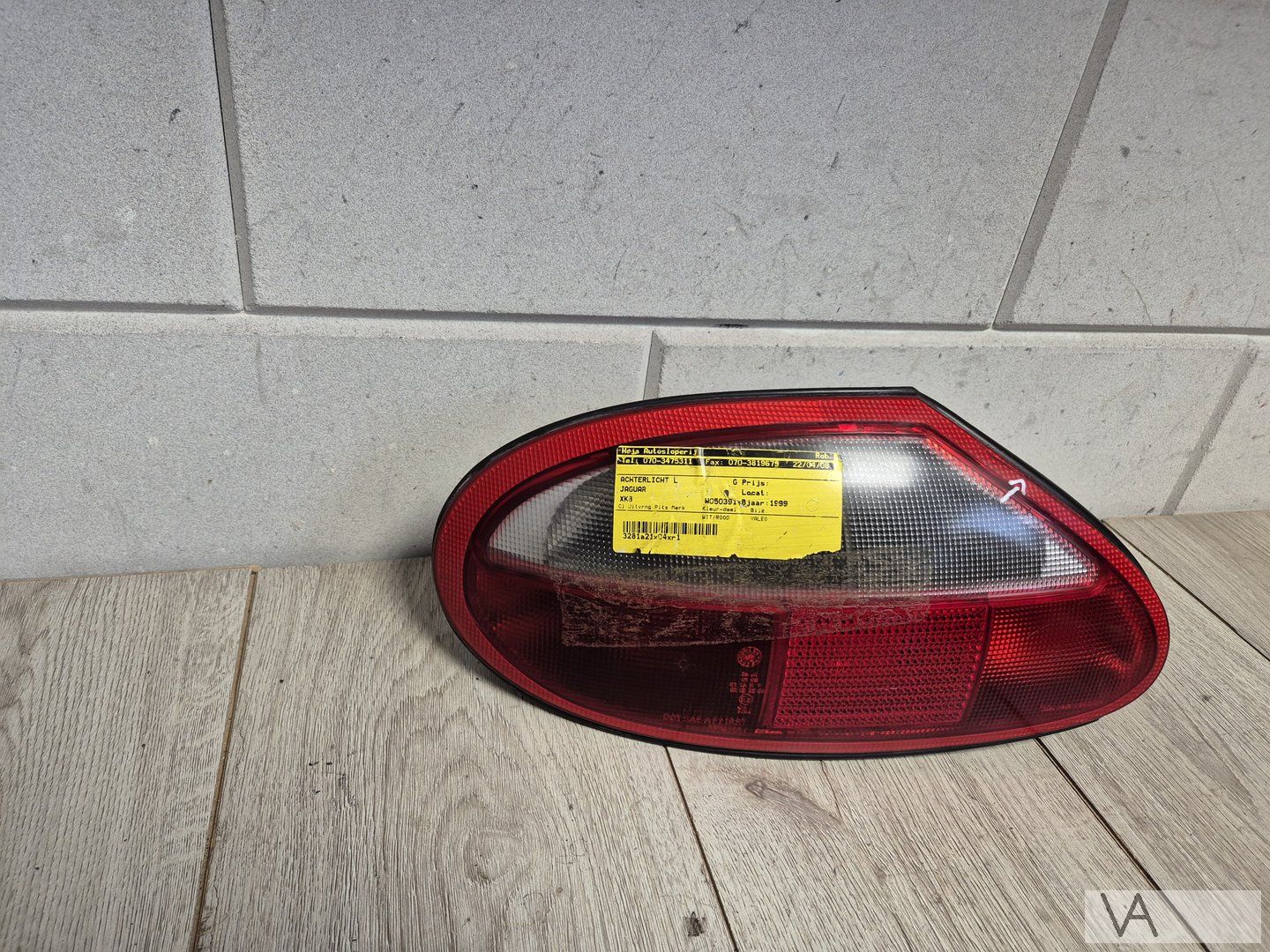 Jaguar XK Xk8 1996 - 2000 achterlicht links klein plekje €75 tail light single usado en Menorca foto 2