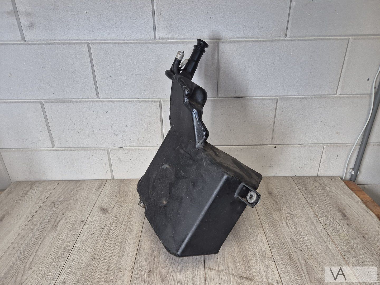 Maserati Quattroporte 2004 - 2012 olie reservoir dry sump oil reservoir usado en Menorca