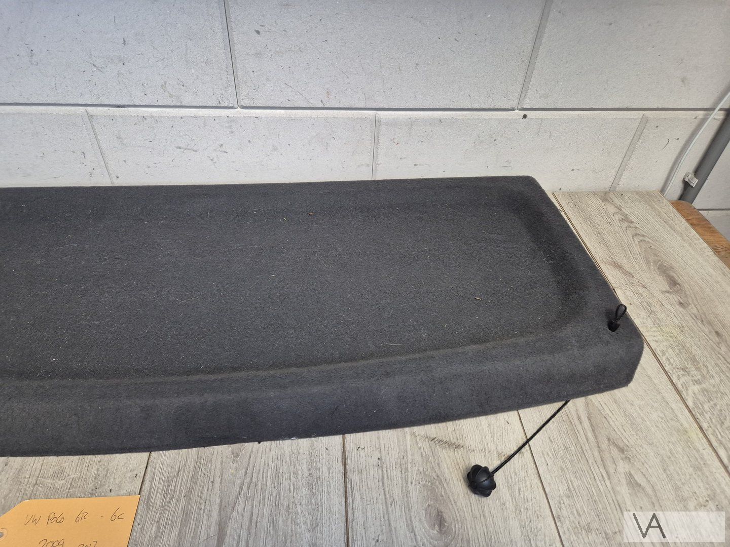 VW Volkswagen Polo 6r 6c hoedenplank 2009 - 2017 nette staat rear shelf roll cover usado en Menorca foto 3