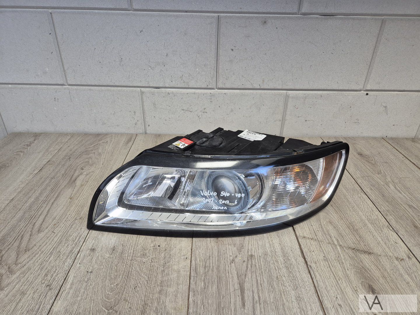 Volvo S40 / V50 2007 tot 2012 koplamp XENON links 31299613 head lamp single usado en Menorca