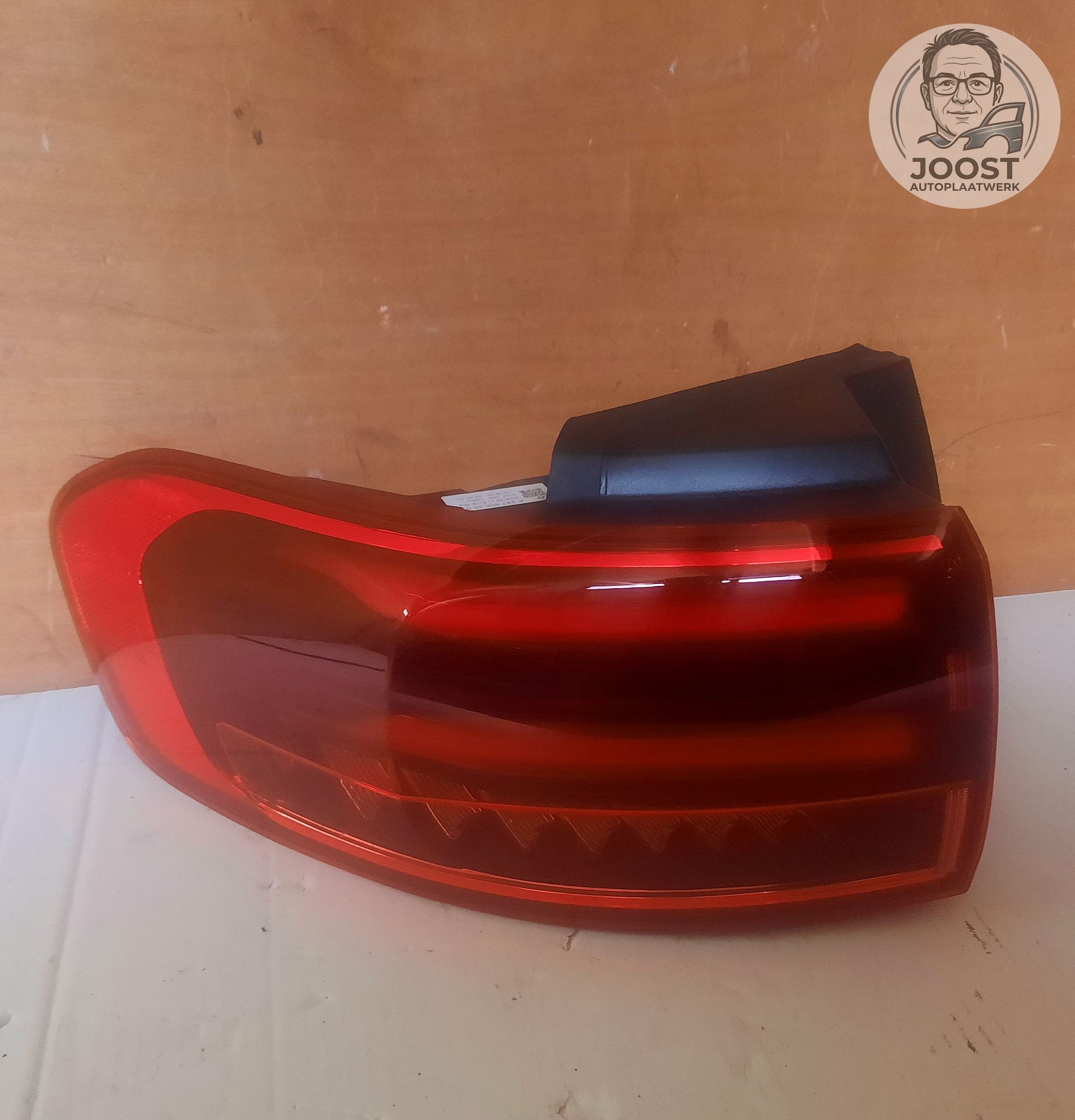 Achterlicht links LED Mercedes EQB X243 v.a 2021 A2479065505 tail light single usado en Menorca
