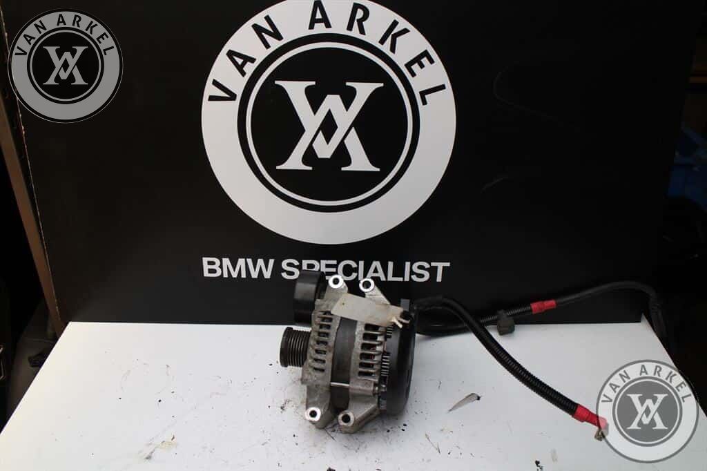 BMW 3 serie (E90) 16V Dynamo 755046802 dynamo usado en Menorca