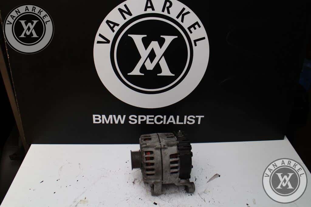 BMW 1 serie E87/87N 118d 16V Dynamo 7802261A103 dynamo usado en Menorca
