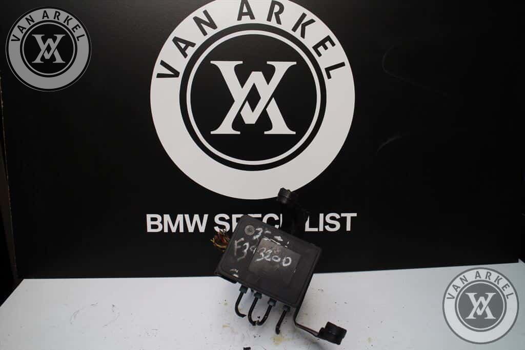 BMW X3 ABS Pomp E83 204D4 3451343978101 abs pump usado en Menorca