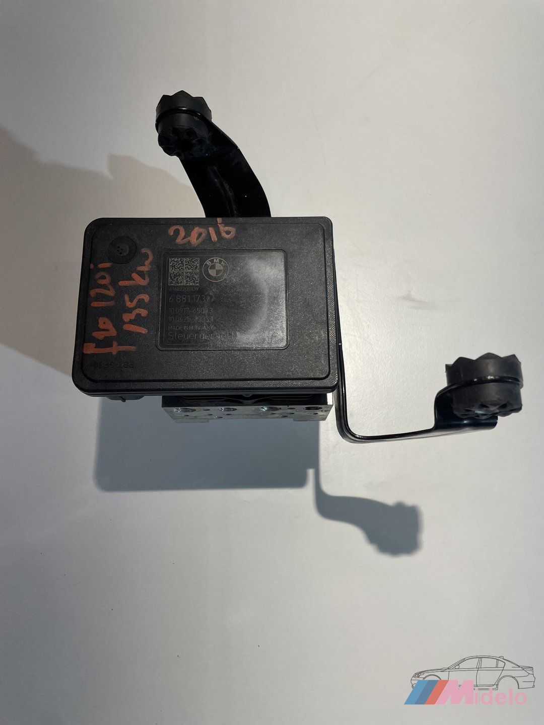 BMW F20 ABS POMP 6881173 abs pump usado en Menorca