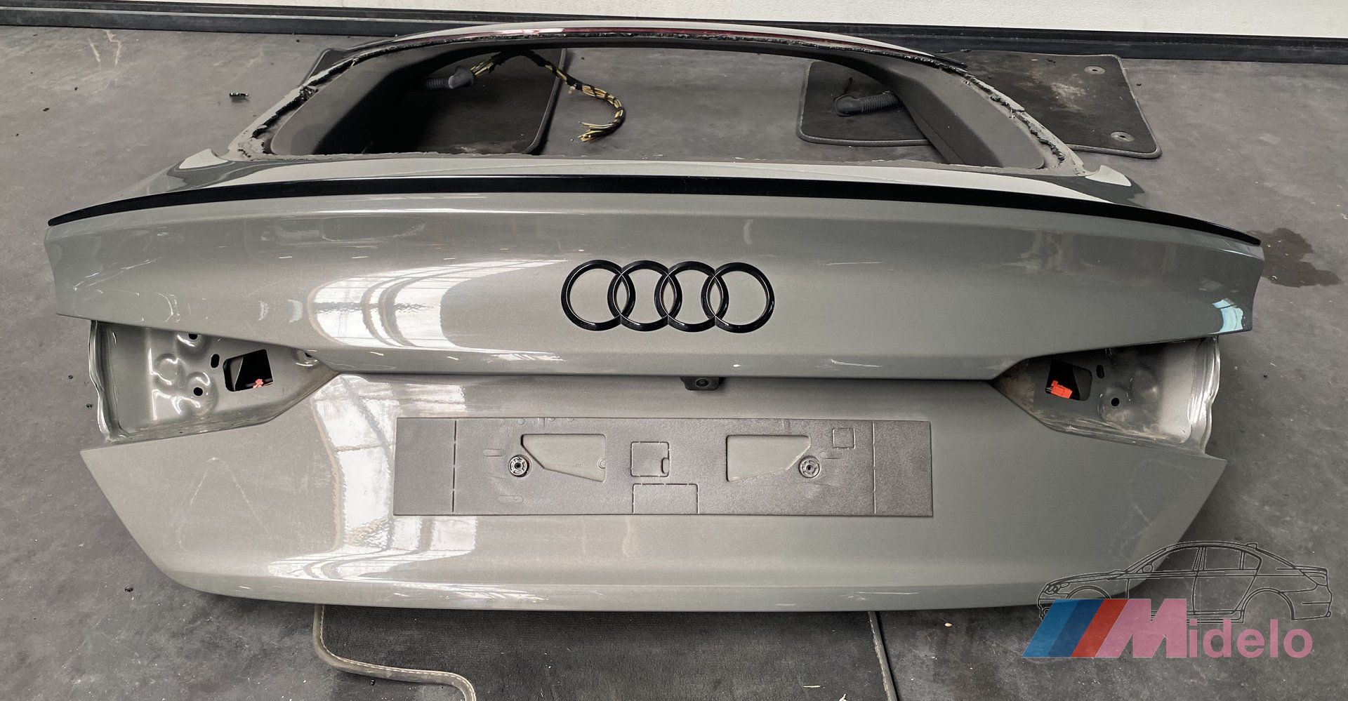 AUDI A5 SPORTBACK ACHTERKLEP upholstery rear door usado en Menorca