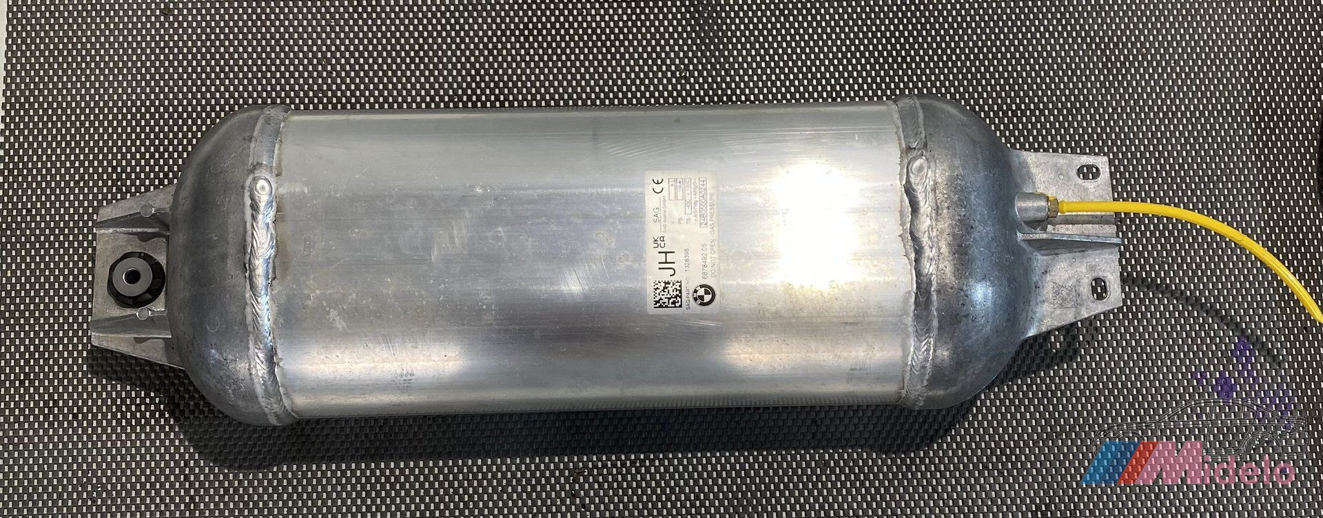 BMW X5 (G05/E95) LUCHTKETEL 1328398 compressed air reservoir usado en Menorca