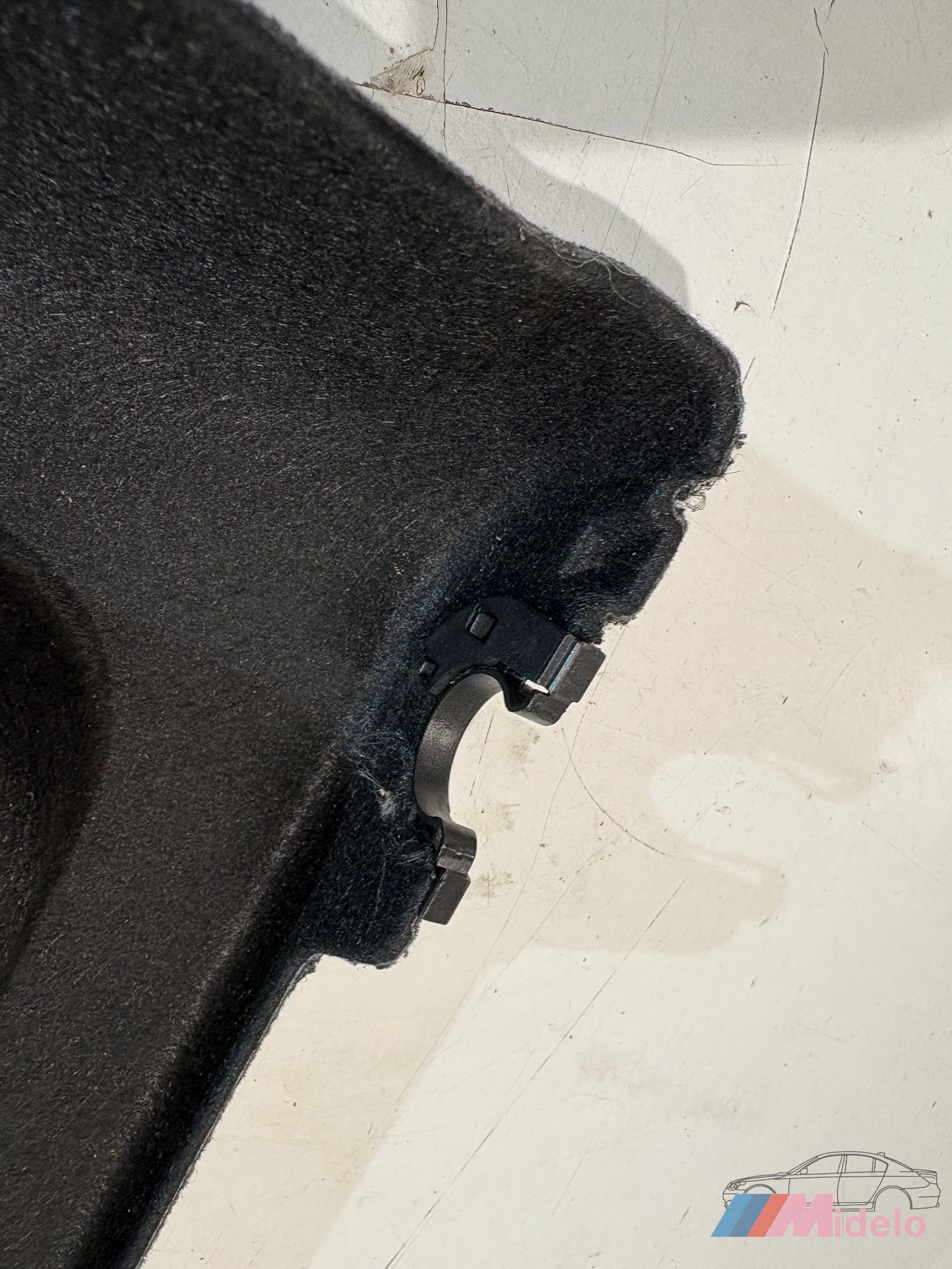 SEAT ARONA HOEDENPLANK 6F9867769B rear shelf roll cover usado en Menorca foto 3