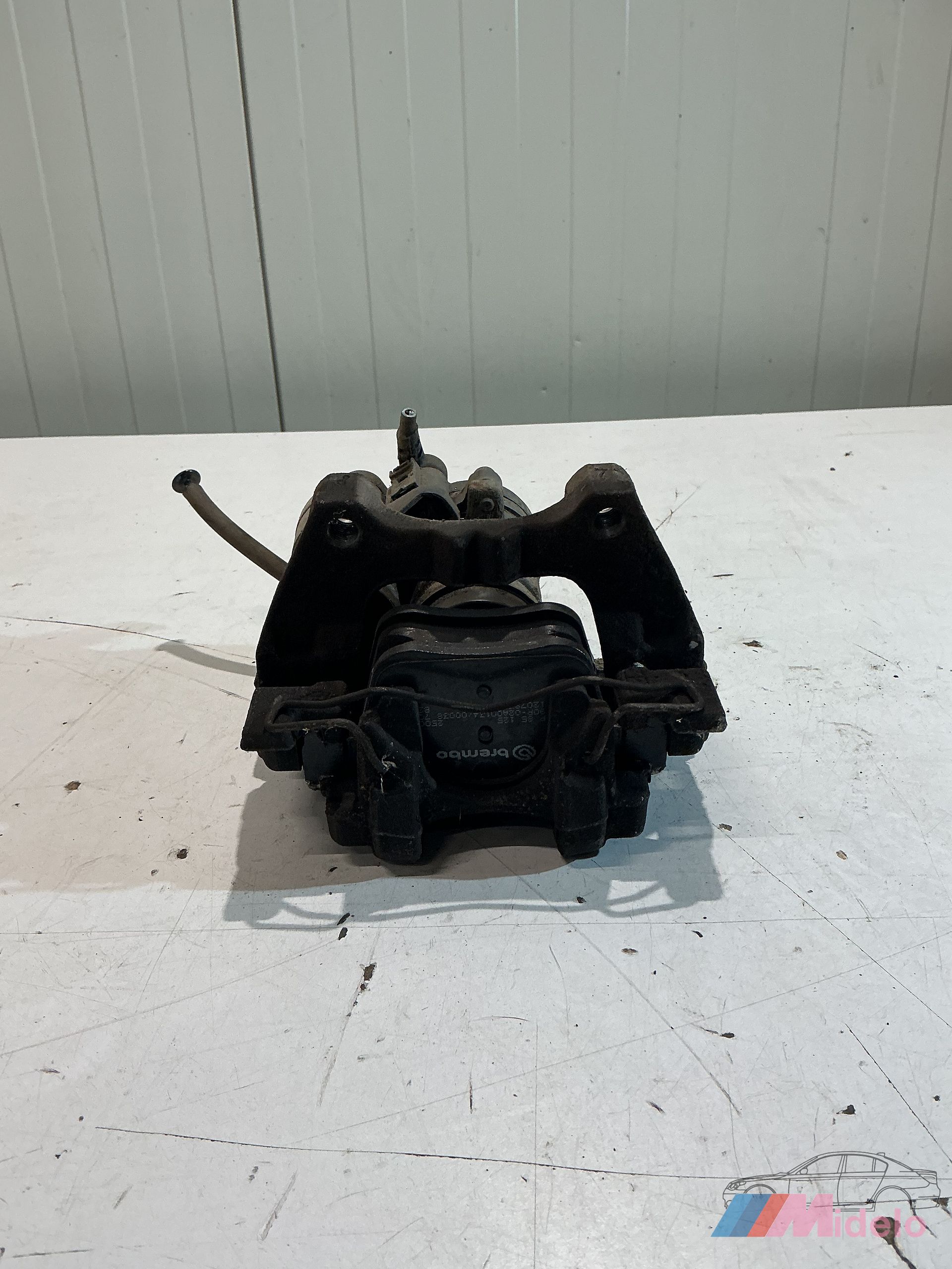 AUDI A3 REMKLAUW RECHTS ACHTER 5Q0615406EE caliper usado en Menorca