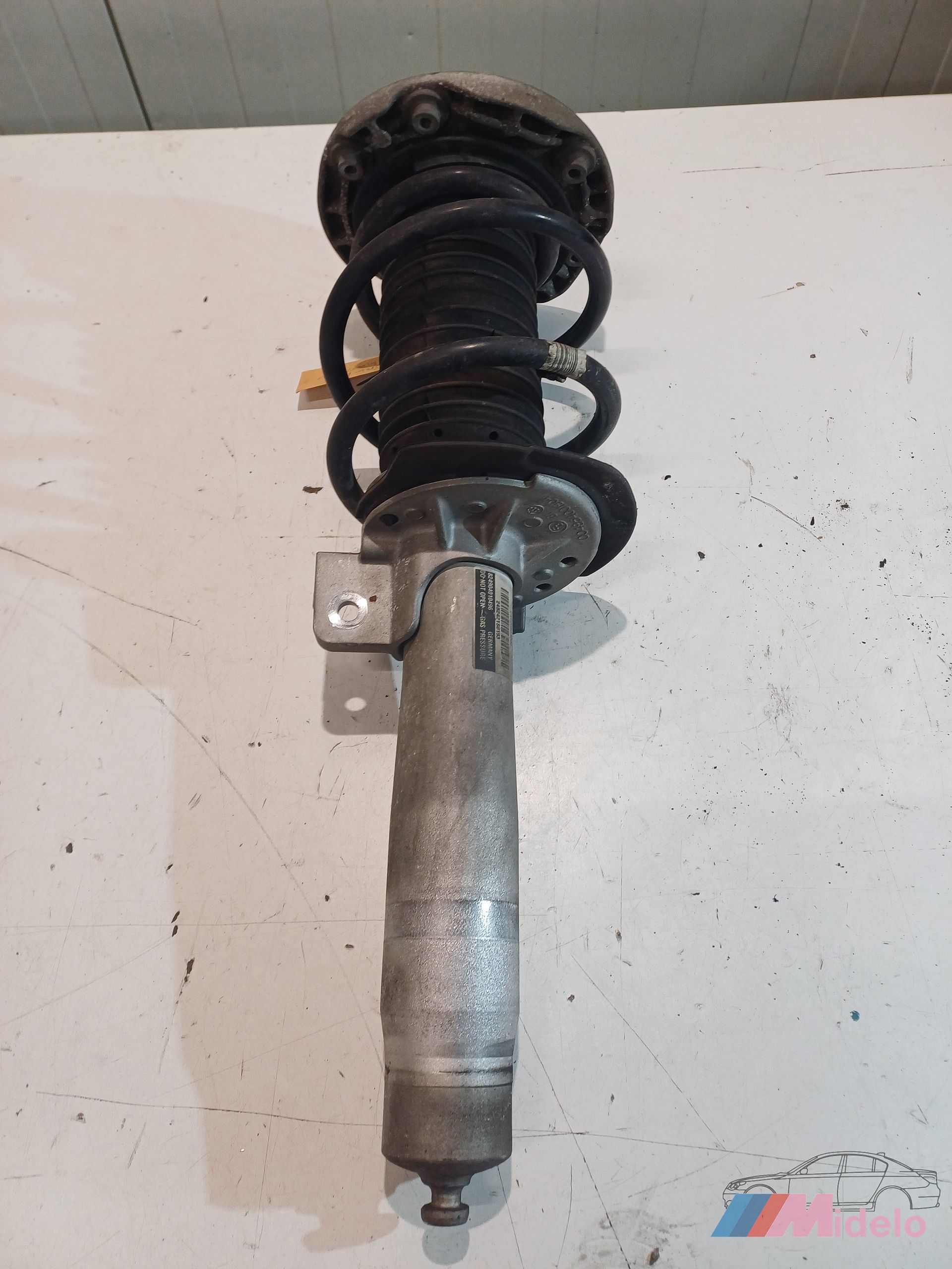 bmw m2 competion anio 21 rechter schokbreker artikelnr 3131228953602 shock absorber single usado en Menorca