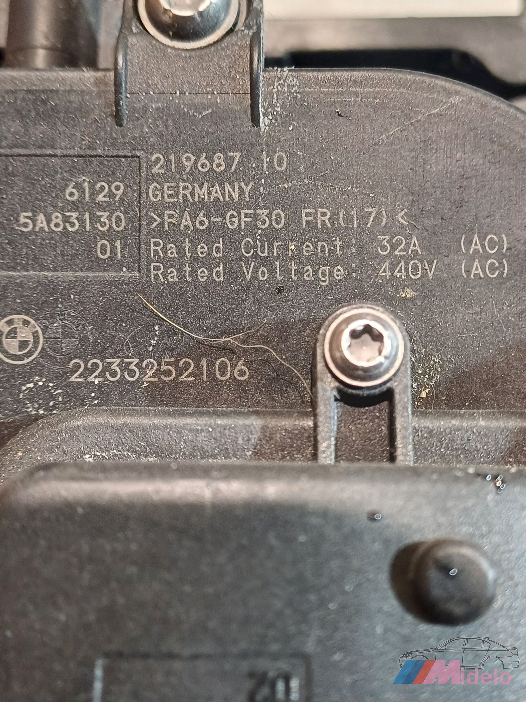 Oplaadaansluiting voor hybride bmw x5 e50 anio 2024 artikelnr 5a83130 charging cable hybrid usado en Menorca foto 3