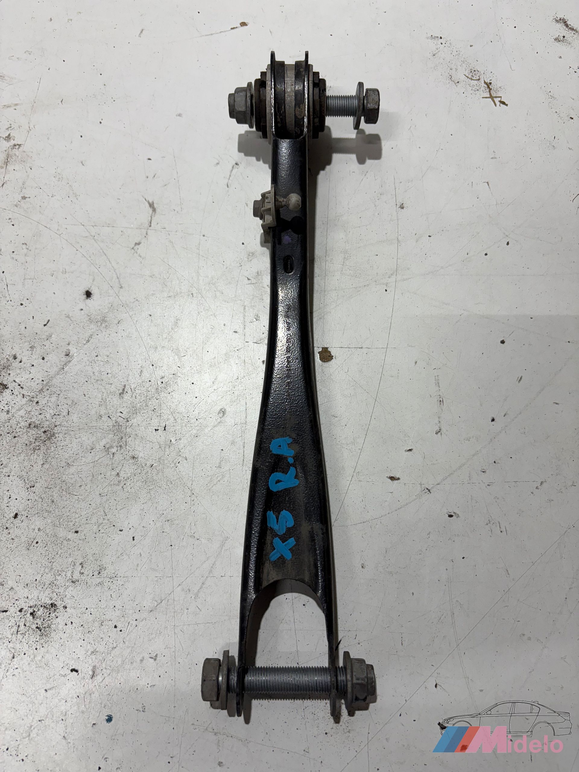 BMW X5 (G05) DRAAGARM RECHTS ACHTER 6878038-02 support arm usado en Menorca
