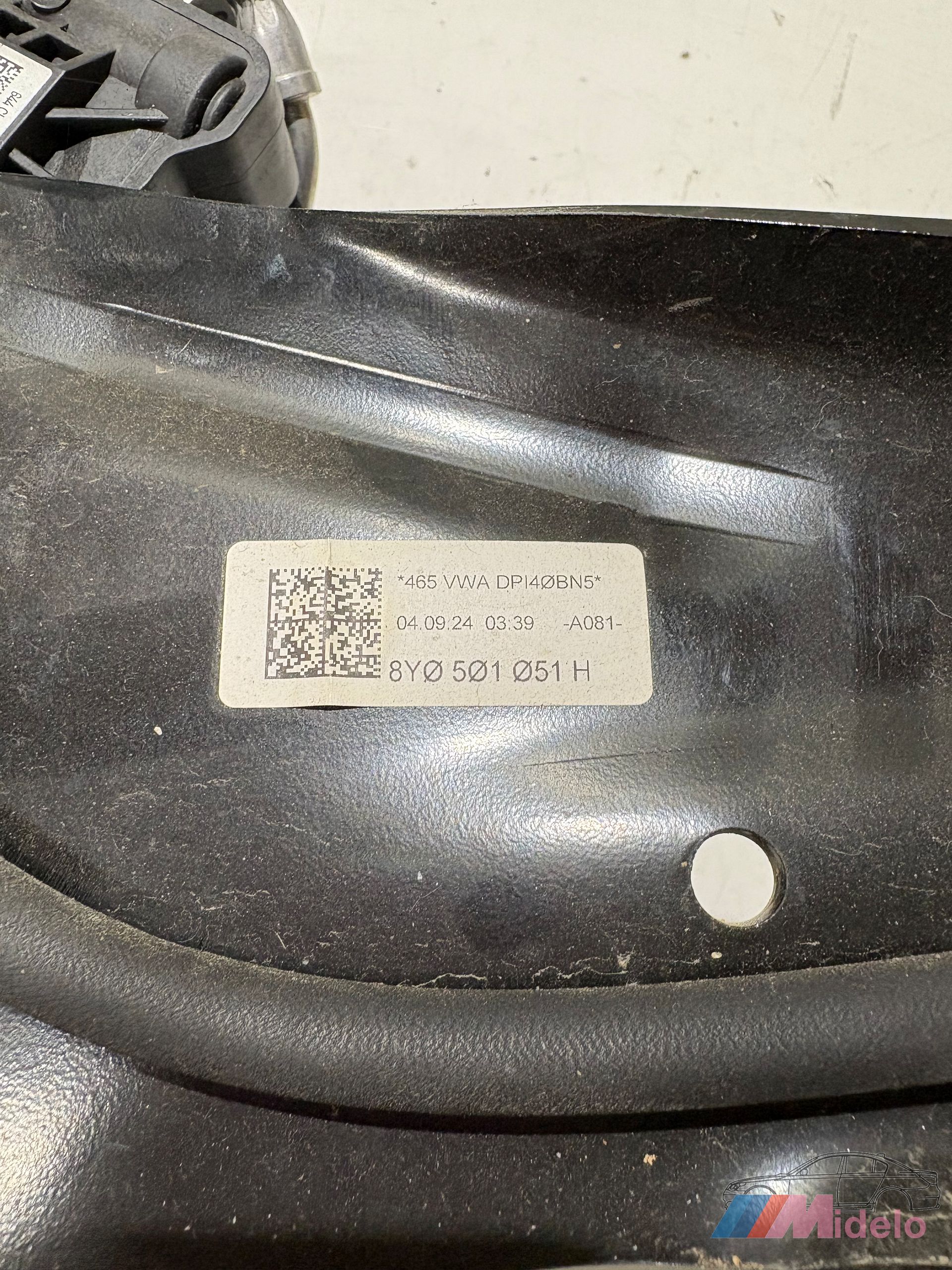 AUDI RS3 8Y FUSEE EN TOEBEHOREN 5Q0505435J fusee and accessories usado en Menorca foto 5