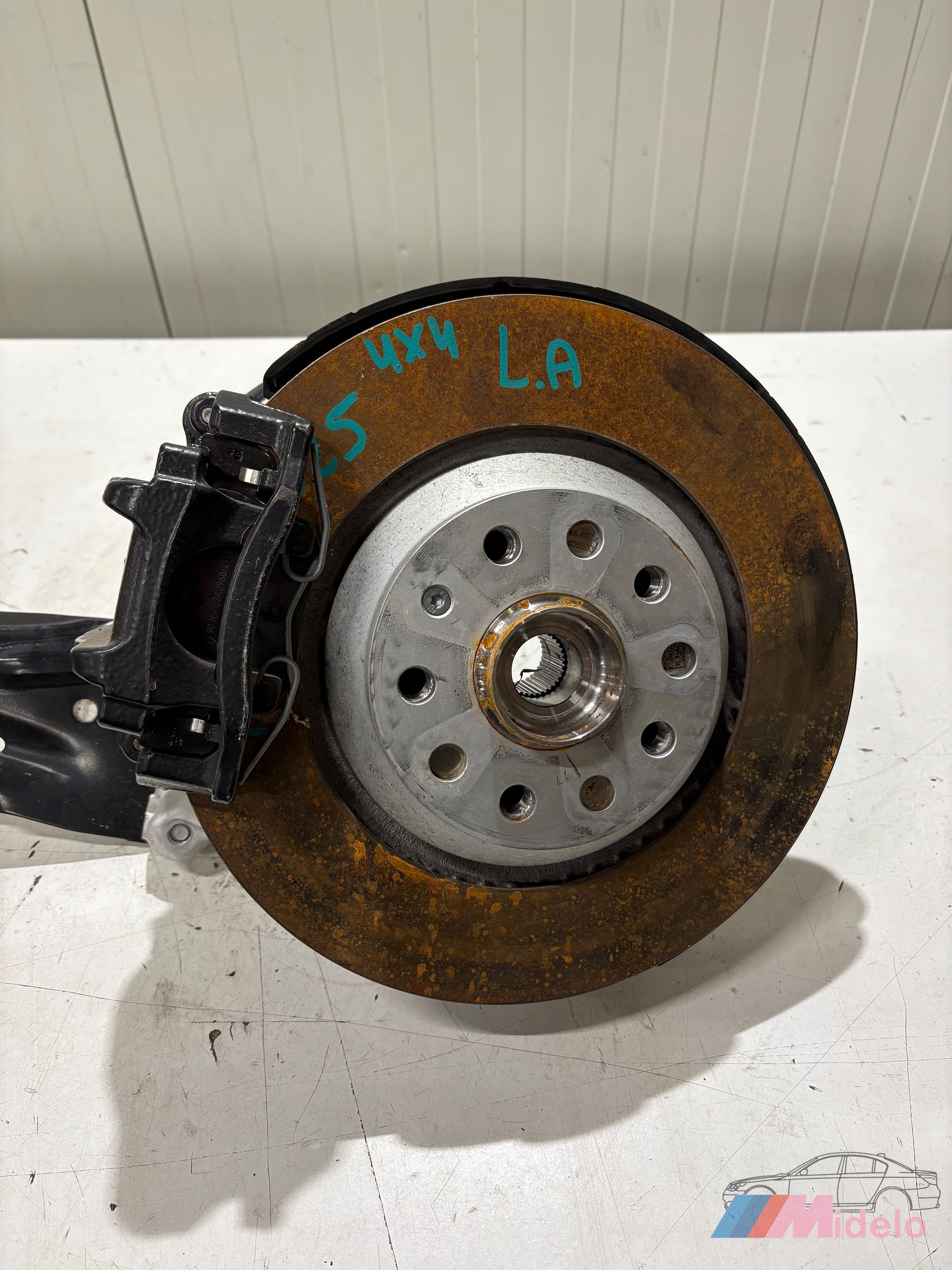 AUDI RS3 8Y FUSEE EN TOEBEHOREN 5Q0505435J fusee and accessories usado en Menorca foto 2