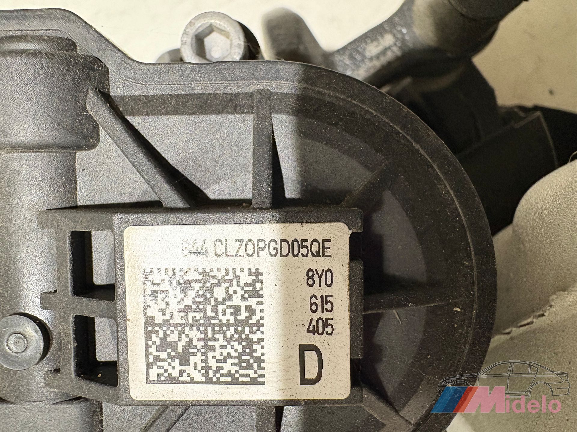 AUDI RS3 8Y FUSEE EN TOEBEHOREN 5Q0505435J fusee and accessories usado en Menorca foto 3