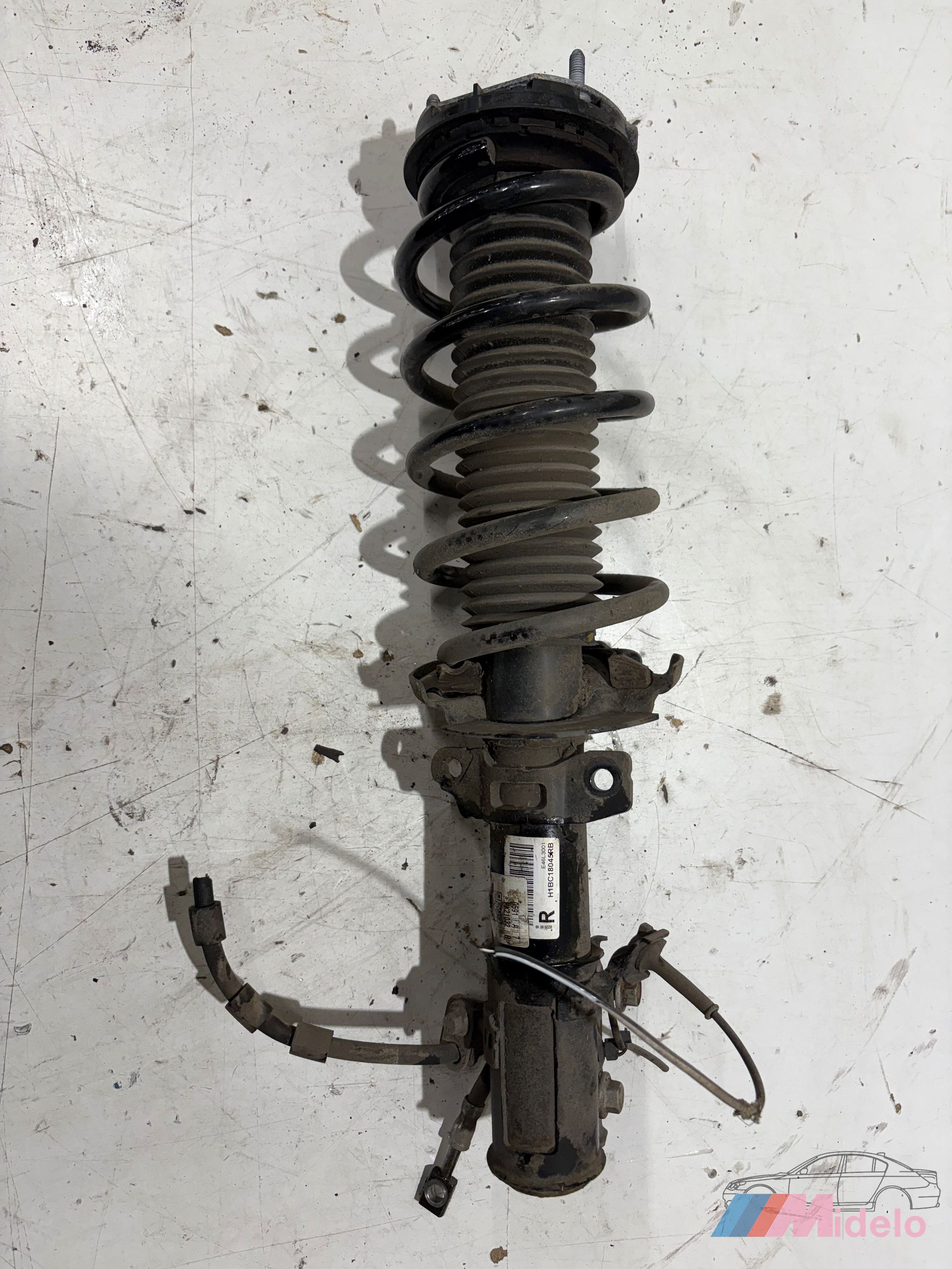 FORD FIESTA SCHOKBREKER RECHTS VOOR H1BC18045RB shock absorber single usado en Menorca