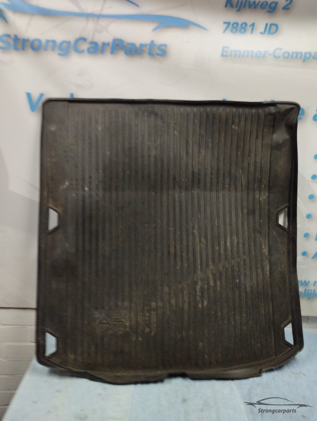 Kofferbakmat/schaalmat Audi A5 8W8061189 sized car boot mat usado en Menorca