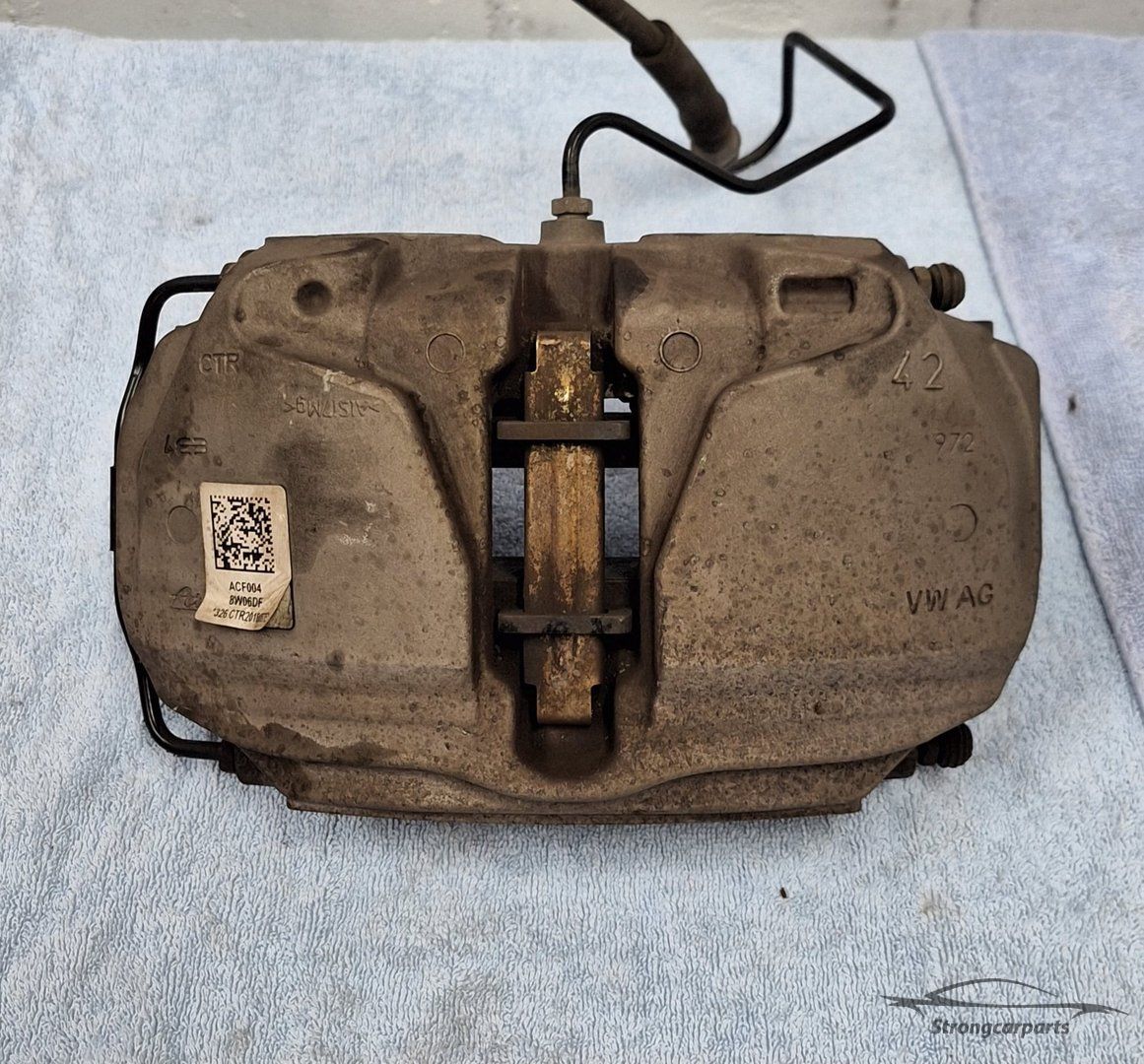 Remklauw links voor Audi A4 B9 A5 8W/F5 8W0615107E caliper usado en Menorca