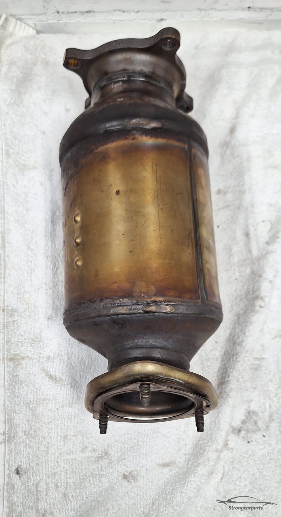 Catalizador Audi A4/A5 8W/F5 8W0131703AC catalytic converter usado en Menorca foto 2