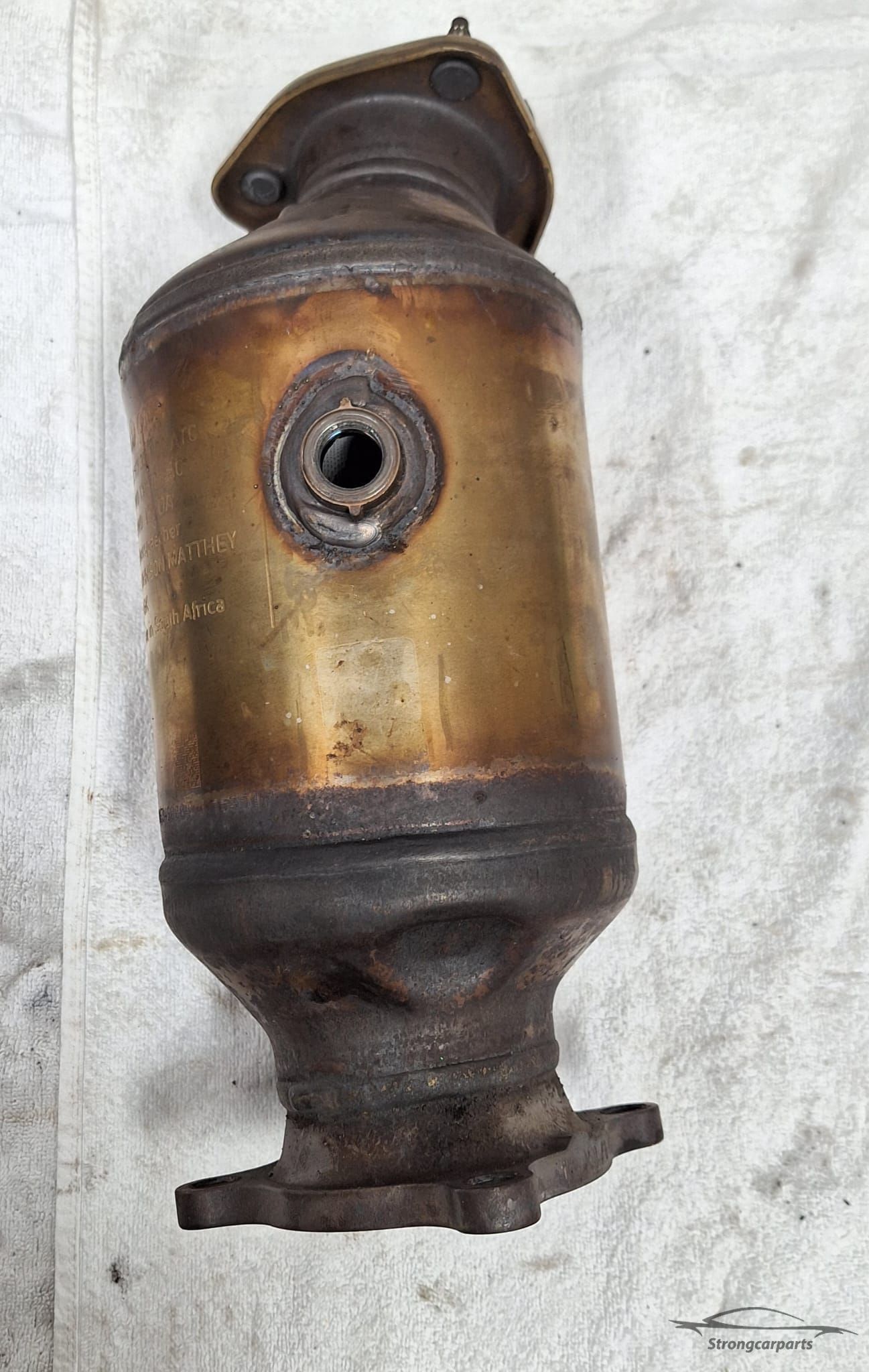 Catalizador Audi A4/A5 8W/F5 8W0131703AC catalytic converter usado en Menorca