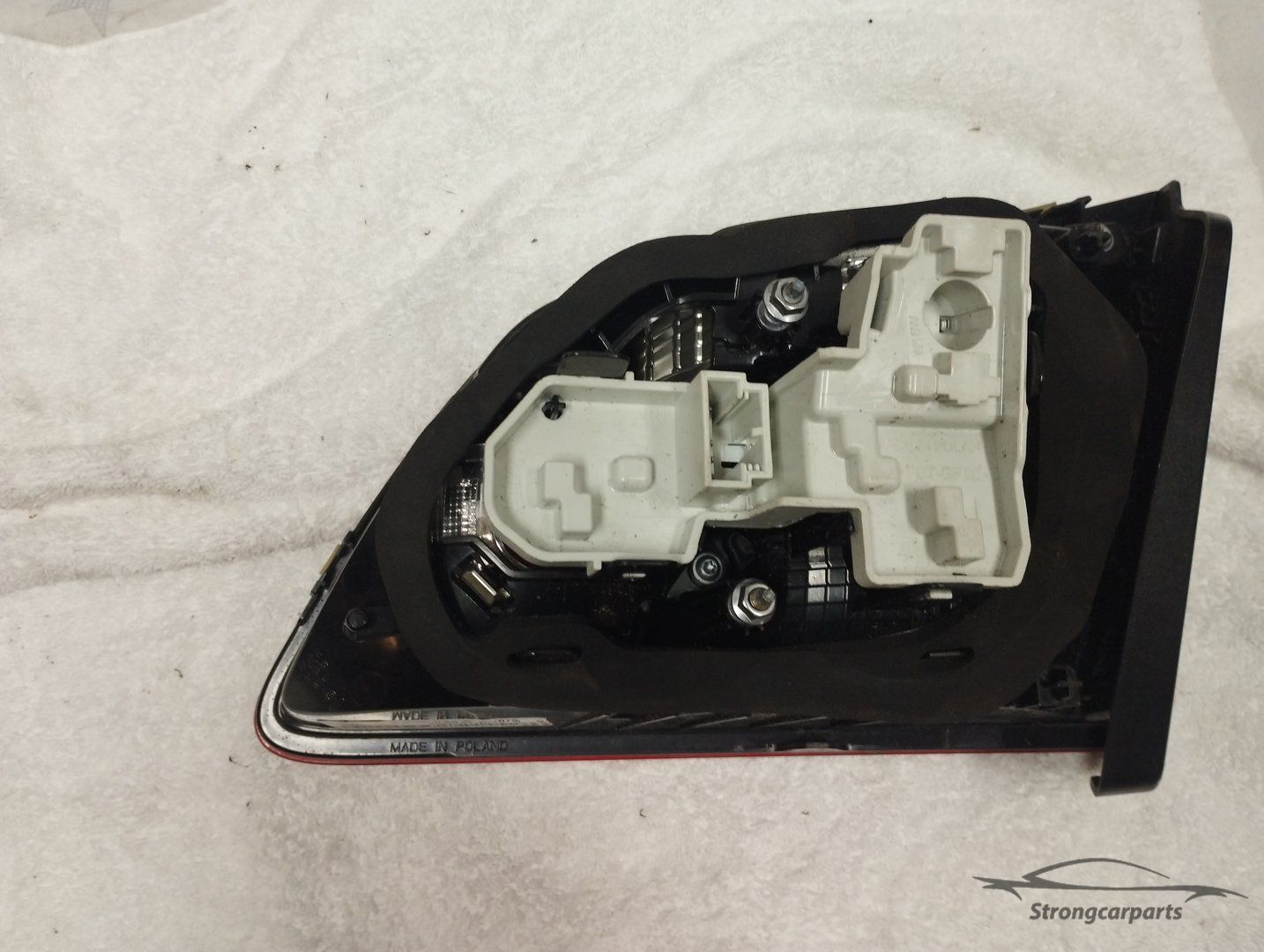 Achterlicht volkswagen Golf SportsVan links binnen 510945093K tail light single usado en Menorca foto 2