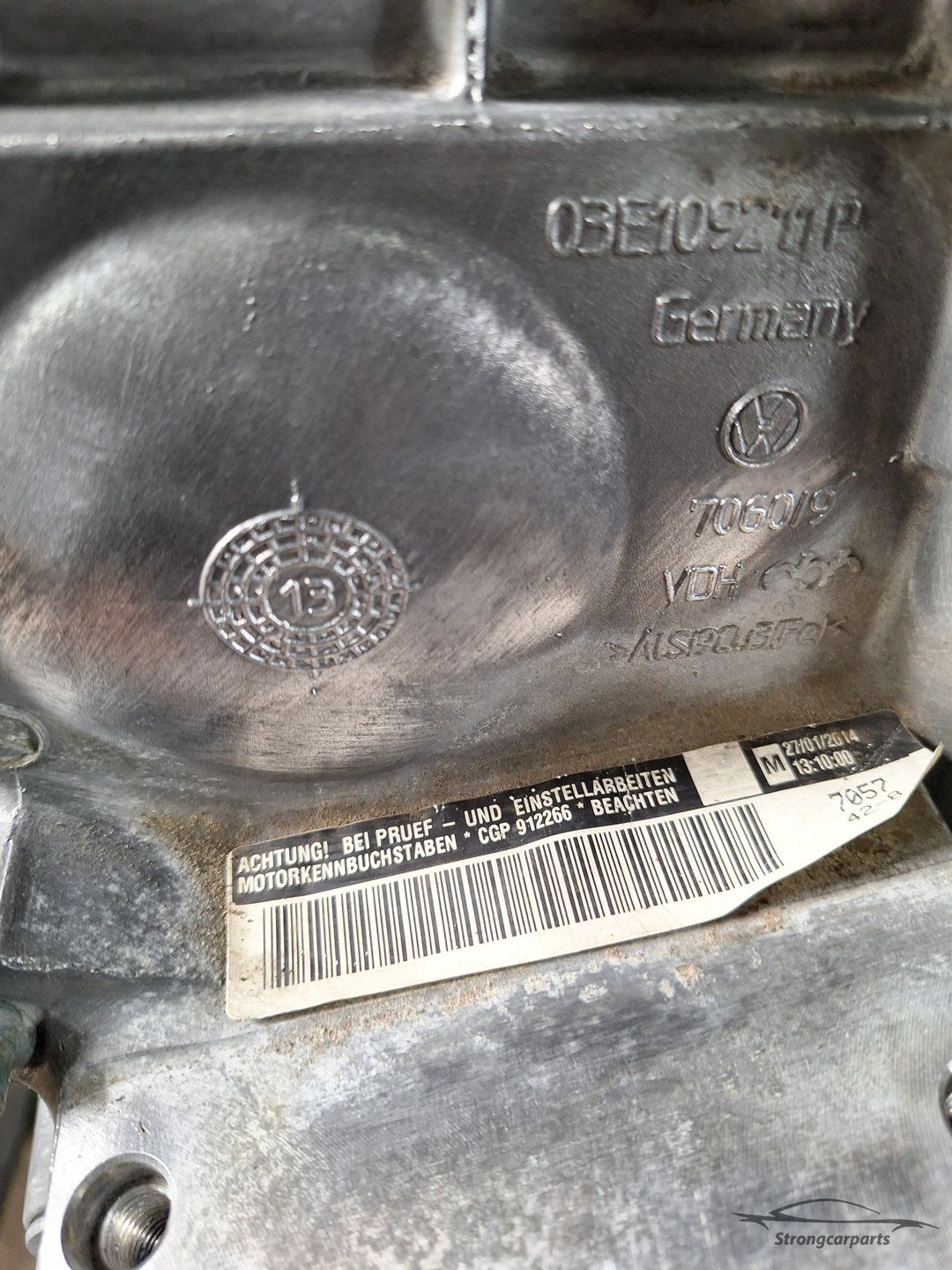 CGP Motor 1.2 60 69 pk VW Polo 6R nuevoe ketting plus kleppen engine block bare usado en Menorca foto 6